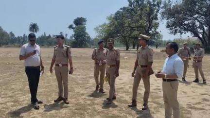 बिलारी: एसपी देहात और एसडीएम बिलारी ने अटल आवासीय का किया निरीक्षण