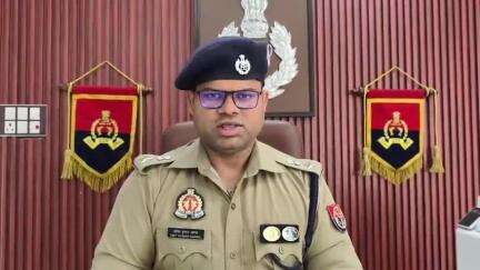 अमरोहा:-12वीं की छात्रा का शव मिलने से सनसनी,परिजनों ने युवक पर लगाया हत्या का आरोप,पुलिस ने 1 युवक को हिरासत में लिया।