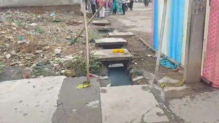 सुमेरपुर: सुमेरपुर फ्रेंड्स कॉलोनी के लोगों ने नालियों की सफाई न होने और सही न होने पर मंत्री से की शिकायत