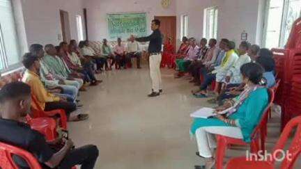 सिसई: रेडवा के चंद्रानी होटल में प्रखंड वन प्रबंधन समिति की बैठक, सामुदायिक वन दावा और सीड्स बॉल पर चर्चा
