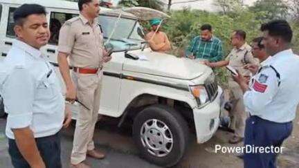 नैनपुर: परिवहन विभाग और यातायात पुलिस ने यात्री वाहनों और स्कूली वाहनों पर संयुक्त कार्रवाई की