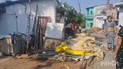 बैतूल नगर: प्रशासन ने लोगों द्वारा किए गए अतिक्रमण को हटाया