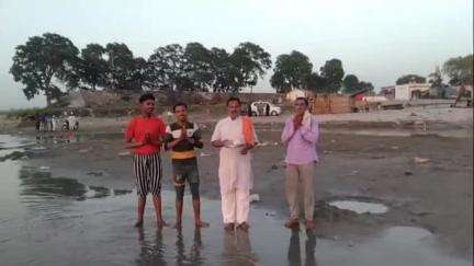 धनौरा: गजरौला के तिगरी गंगा धाम में आरती कार्यक्रम का आयोजन किया गया