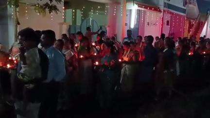 எட்டயபுரம்: பத்ரகாளியம்மன் கோவிலில் மாவிளக்கு பூஜை திரளான பெண்கள் பங்கேற்பு