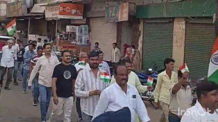अशोक नगर: सचिंद्र राणा चौराहे से निकली तिरंगा यात्रा, बड़ी संख्या में लोग हुए शामिल