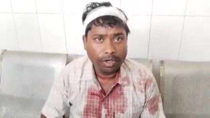 मांझी: प्रखंड एसएफसी गोदाम पर विवाद: चालक ने डीलर को रॉड से मारा, छपरा रेफर