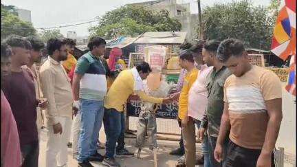 भोगांव: रामगोपाल यादव द्वारा व्योमिका सिंग पर की गई जातिगत टिप्पणी को लेकर भोगांव में BJP के लोगों ने फूंका पुतला