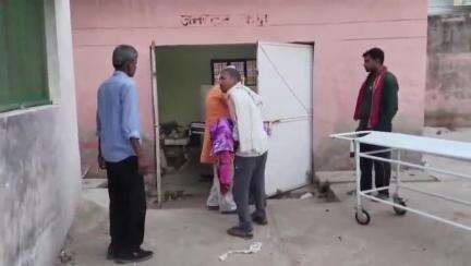 महोबा: पचपहरा गांव में 16 वर्षीय किशोरी ने फांसी लगाकर दी जान, परिवार में मचा कोहराम
