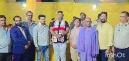 चतरा: राज्य के पूर्व मंत्री सत्यानंद भोक्ता दिभा मुहल्ला निवासी घनश्याम शर्मा की पुत्री के छठी कार्यक्रम में शामिल हुए