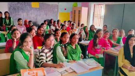 पत्थलगड्डा: पत्थलगड़ा कस्तूरबा गांधी आवासीय विद्यालय में कक्षा नौवीं की छात्राओं का शत-प्रतिशत परिणाम