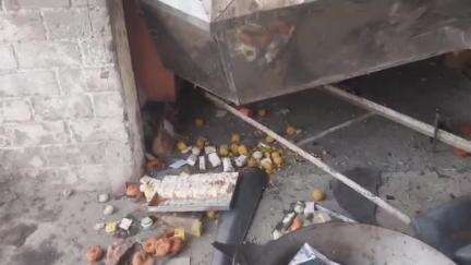 स्वार: बगड़खा गाँव में तेज गति से अनियंत्रित कार ने स्वीट हाउस में मारी जोरदार टक्कर, लगभग डेढ़ लाख का हुआ नुकसान