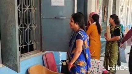 सिवनी मालवा: 17 मई की समय सीमा से अतिथि शिक्षक चिंतित, पंजीकरण में लग रहा एक घंटा