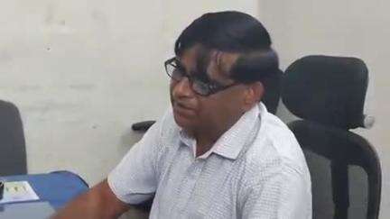 छिंदवाड़ा नगर: पशु चिकित्सा अधिकारी ने कोतवाली थाने के पास पशु चिकित्सालय कार्यालय में डॉक्टरों की बैठक बुलाई