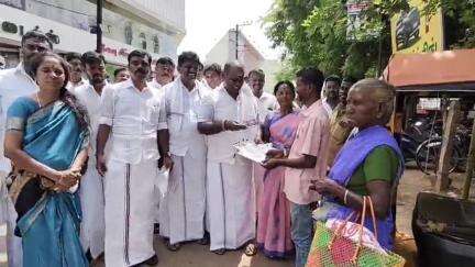 காரைக்குடி: 5 விளக்கில் ஸ்டாலின் ஆட்சியில் எந்த வளர்ச்சி திட்டமும் தெரியவில்லை வாங்கிய கடன் தான் கண்ணுக்கு தெரிகிறது  R.B. உதயகுமார் பேட்டி