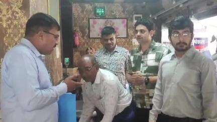 ब्यावर: ब्यावर शहर के विभिन्न इलाकों में दुकानों, होटलों और रेस्टोरेंट्स पर की गई सघन जांच कार्यवाही
