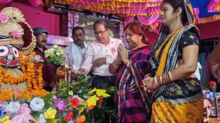 ବସ୍ତା: ସରିସାରେ ଚନ୍ଦନ ସୁବର୍ଣ୍ଣ ଜୟନ୍ତୀ ଉଦଯାପିତ,ଯୋଗଦେଲେ ବସ୍ତା ବିଧାୟିକା ସୁବାସିନୀ ଜେନା