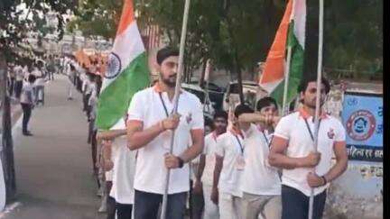 सतना के बीटीआई ग्राउंड से बजरंग दल ने निकाला शौर्य संचलन, सात दिवसीय सुर प्रशिक्षण वर्ग के दौरान