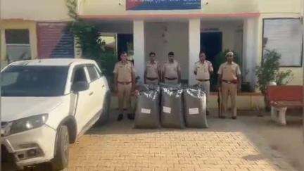 बनेड़ा: बनेड़ा पुलिस के पीछे लगने पर तस्कर ब्रेजा कार छोड़कर भागे, 12 कट्टों में मिला 238 किलो डोडा-चूरा