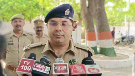 मिल्कीपुर: बुजुर्ग से अभद्रता के आरोपी दरोगा को लाइन हाजिर किया गया, एसएसपी ने की कार्रवाई