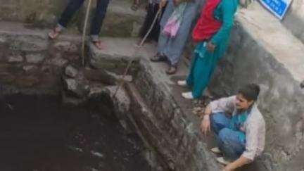 अमानगंज: जनअभियान परिषद के तत्वाधान में अजयगढ़ में प्राचीन बावड़ी की सफाई, जनसंपर्क कार्यालय पन्ना ने जारी किया प्रेस नोट