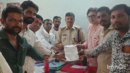 बदनावर: जनपद सदस्य ने एमआरपी से अधिक दामों पर बिक रही शराब की शिकायत आबकारी विभाग से की