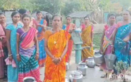ମାଲକାନଗିରି: ବୁଟିଗୁଡା ଗ୍ରାମରେ ପାନୀୟ ଜଳସମସ୍ୟା ନେଇ ମତ  ରଖି ଅଭିଯୋଗ କଲେ ସ୍ଥାନୀୟ ମହିଳା
