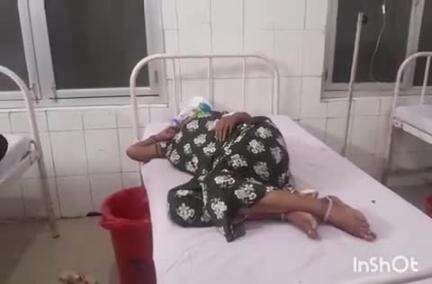 औरैया: फफूंद थाना क्षेत्र के ग्राम लड़ैयापुर निवासी बुजुर्ग महिला ने अज्ञात कारणों से किया जहरीले पदार्थ का सेवन, प्राथमिक