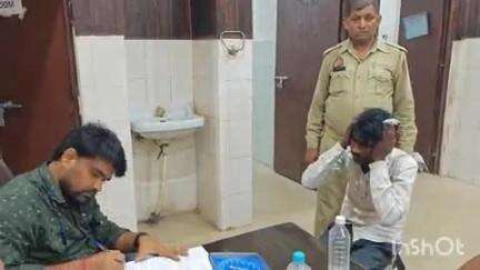 बिंदकी: बिंदकी कस्बे के मोहल्ला छिपहटी में मामूली कहासुनी के बाद युवक को मारपीट कर किया घायल, पुलिस ने शुरू की जांच