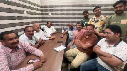 कालका: कालका पिंजौर टैंट डीलर्स वैल्फेयर एसोसिएशन की बैठक का आयोजन, व्यापारी वर्ग हुआ इकट्ठा, 24 को कालका पिंजौर के मध्य ल