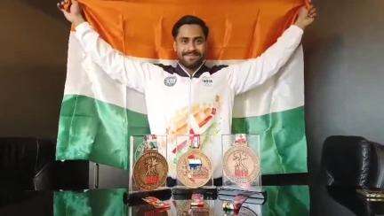 कानपुर: जाजमऊ निवासी सद्दाम अली ने थाईलैंड में परमम इंटरनेशनल बॉडी बिल्डिंग चैंपियनशिप में तीन पदक अपने नाम किए