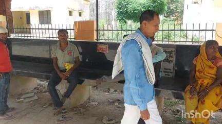 मैनपुरी: भोगांव क्षेत्र में भट्ठे पर काम करने वाली युवती की मिट्टी के ढेर में दबकर हुई मौत, पुलिस ने शव का कराया पोस्टमार्टम