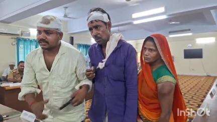 कन्नौज: सदर कोतवाली क्षेत्र के पेंदाबाद गांव में हुई मारपीट के मामले में घायलों के दुबारा मेडिकल कराने की मांग को लेकर दिया पत्र