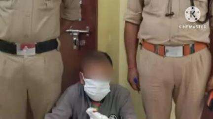 पिथौरागढ़: जाजरदेवल पुलिस ने वड्डा से दुकान की आड़ में शराब बेचने वाले अभियुक्त को किया गिरफ्तार