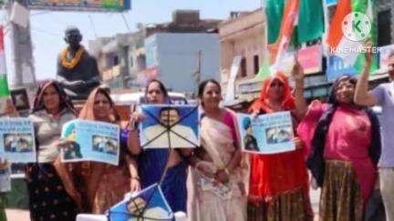 दौसा: महिला कांग्रेस ने गांधी तिराए पर भाजपा के मंत्री का फूंका पुतला, कर्नल सोफ़िया क़ुरैशी पर की थी आपत्तिजनक टिप्पणी