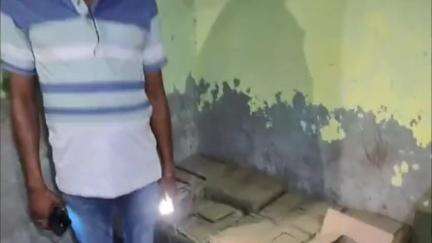 बेलागंज: बेलाडीह भुईयां टोली से पुलिस ने 144 लीटर विदेशी शराब बरामद की