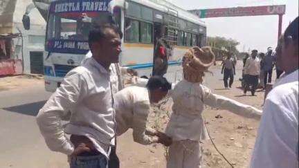 कैलारस: सेना पर टिप्पणी के विरोध में उपमुख्यमंत्री का पुतला फूंका, कांग्रेस ने पुरानी सब्जी मंडी और सेमई चौराहे पर किया प्रदर्शन