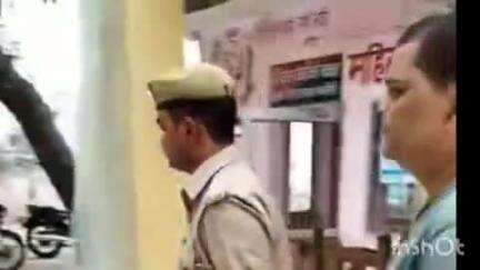 लालगंज: खीरों पुलिस टीम ने चोरी में वांछित अभियुक्त को किया गिरफ्तार, विधिक कार्यवाही करते हुए न्यायिक अभिरक्षा में भेजा