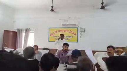 मुख्य विकास अधिकारी कृष्ण कुमार सिंह की अध्यक्षता में तहसील सदर में सम्पूर्ण समाधान दिवस का आयोजन हुआ