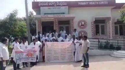 ఉరవకొండ: కౌకుంట్ల, పెన్నహోబిలం గ్రామాల్లో మెడికల్ ఆఫీసర్ డాక్టర్ అనికేత్ ఆధ్వర్యంలో సీజనల్ వ్యాధులపై అవగాహన ర్యాలీ