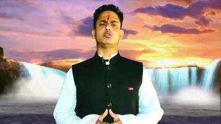 गोमूत्र पीने वाले हिन्दू क्या अनपढ़ लोगों की पहचान है? क्यों हंसते हैं कुछ पढ़े-लिखे लोग