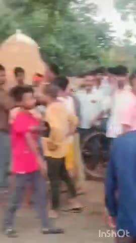 मोहम्मदी: मोहम्मदी कोतवाली क्षेत्र के बहादुर नगर गांव में तेज रफ्तार ट्रैक्टर ट्राली ने युवक को कुचला, मौके पर युवक की हुई मौत