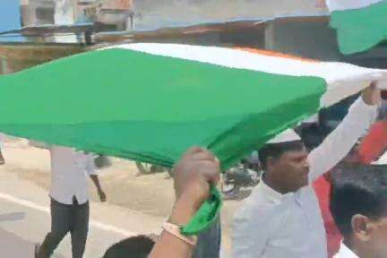 పుంగనూరు: సైనికులకు సంఘీభావంగా పట్టణంలో తిరంగా ర్యాలీ నిర్వహించిన కూటమి నాయకులు.