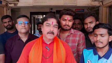 નડિયાદ: સરકારના સિવિલ ડિફેન્સ યોજના ના આહવાનમાં  પશ્ચિમ પોલીસ મથક ખાતે મોટી સંખ્યામાં યુવાનો જોડાયા