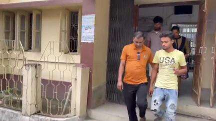 দিনহাটা ১: সিতাইয়ে ডাকাতির উদ্দেশ্যে জড়ো হওয়া চারজনকে পাঁচ দিনের পুলিশি হেপাজতের নির্দেশ দিনহাটা মহকুমা আদালতের