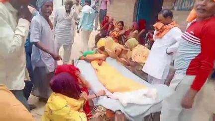 कालपी: ग्राम पाली में छत पर सो रहे वृद्ध मजदूर की छत से गिरने से हुई मौत, परिजनों में है शोक का माहौल