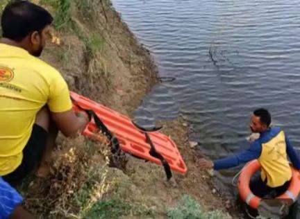 पाली में तालाब से डूबने से पशुपालक की मौत नहाने उतरा था पैर फिसलने से गहराई में गया