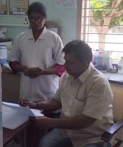 ఉరవకొండ: కౌకుంట్ల ప్రాథమిక ఆరోగ్య కేంద్రాన్ని ఆకస్మికంగా తనిఖీ చేసిన మలేరియా సబ్ యూనిట్ ఆఫీసర్ కోదండరామిరెడ్డి