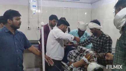मुरैना नगर: पांचवी बटालियन के पास बिजली का काम करते समय कर्मचारी को लगा करंट, घायल हुआ, अस्पताल में भर्ती