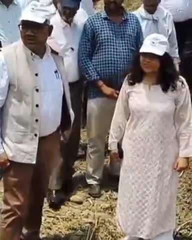 बिल्हौर: शिवराजपुर विकासखंड के सैलहा ग्राम पंचायत में नून नदी के जीर्णोद्धार का जिलाधिकारी ने किया निरीक्षण