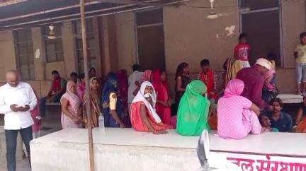 कर्वी: पहाड़ी के मकरी भंभौर गांव में नमामि गंगे परियोजना में लिफ्टर टूटने से एक मजदूर की गिरकर मौत, पुलिस ने शव का करवाया पीएम